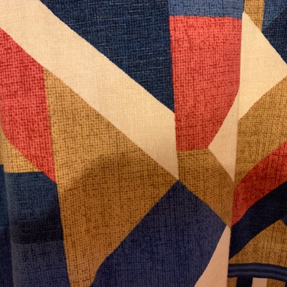 Alfred Dunner Abstract Fall Top - Picture 6 of 6